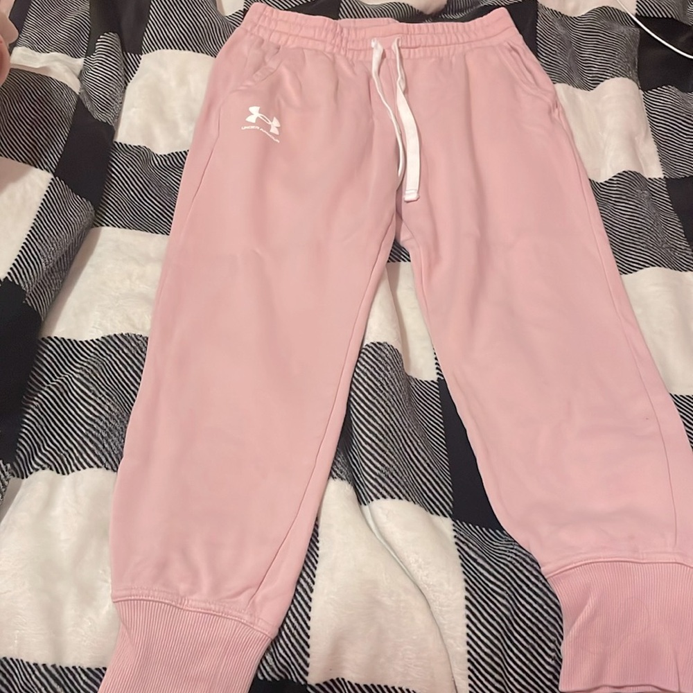 Pink under armour sweatpants!